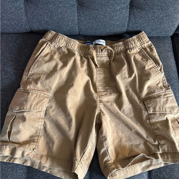 Old Navy Other - Old Navy Tan Cargo Shorts Relaxed Fit Lightweight